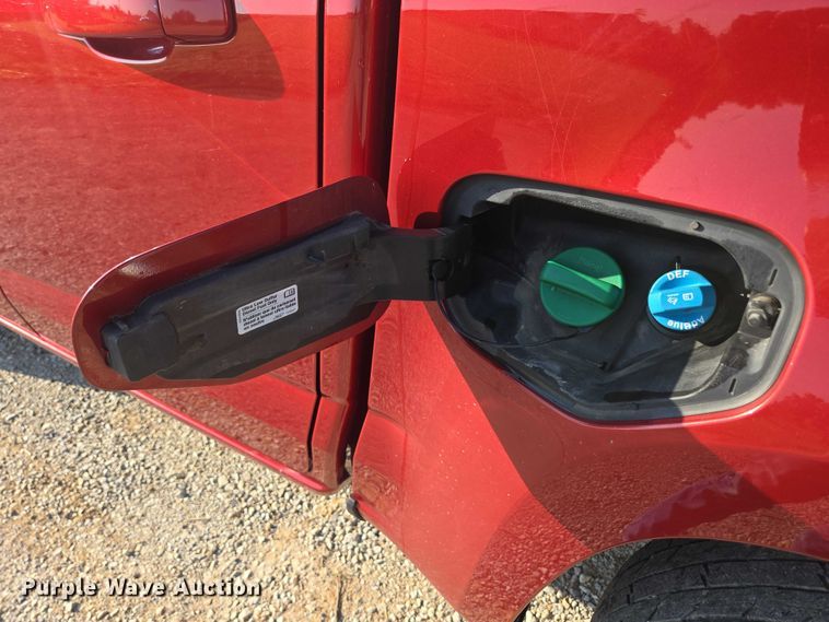 image for item ED2063 2016 Chevrolet Colorado Crew Cab pickup truck