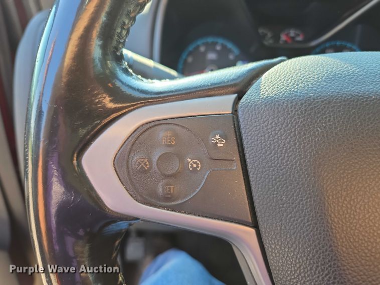 image for item ED2063 2016 Chevrolet Colorado Crew Cab pickup truck