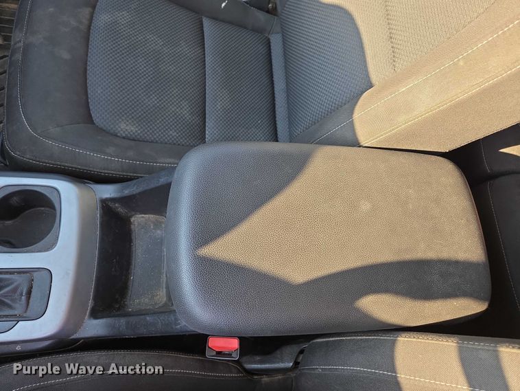 image for item ED2063 2016 Chevrolet Colorado Crew Cab pickup truck