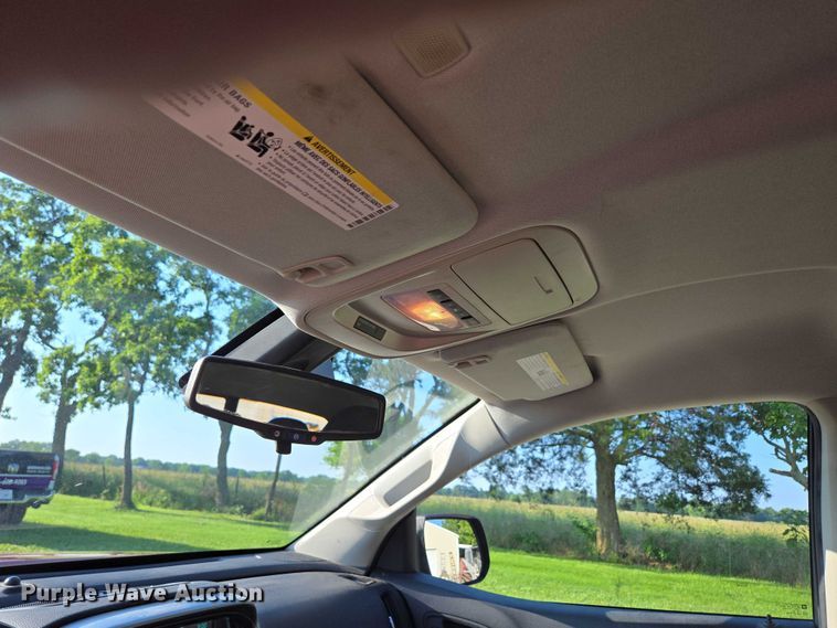 image for item ED2063 2016 Chevrolet Colorado Crew Cab pickup truck