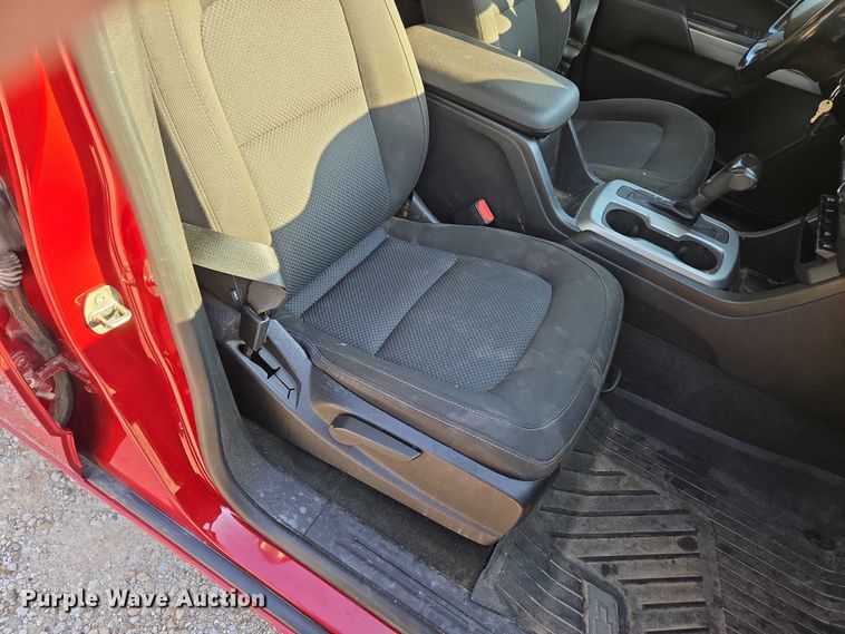 image for item ED2063 2016 Chevrolet Colorado Crew Cab pickup truck