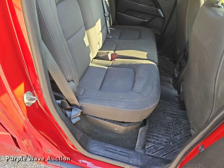 image for item ED2063 2016 Chevrolet Colorado Crew Cab pickup truck