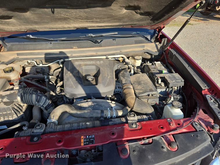 image for item ED2063 2016 Chevrolet Colorado Crew Cab pickup truck