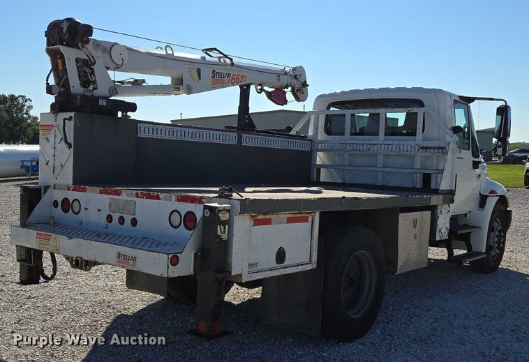 image for item ED2132 2006 International 4300 utility / service truck