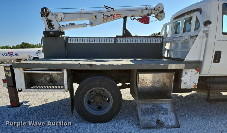 image for item ED2132 2006 International 4300 utility / service truck