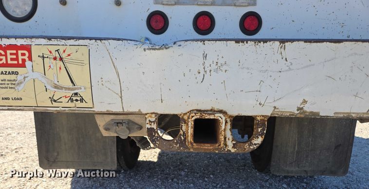 image for item ED2132 2006 International 4300 utility / service truck