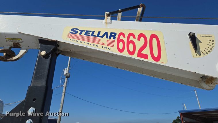 image for item ED2132 2006 International 4300 utility / service truck