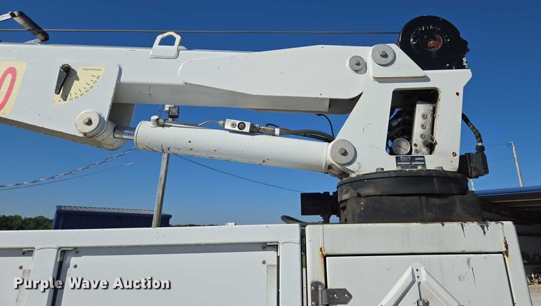 image for item ED2132 2006 International 4300 utility / service truck