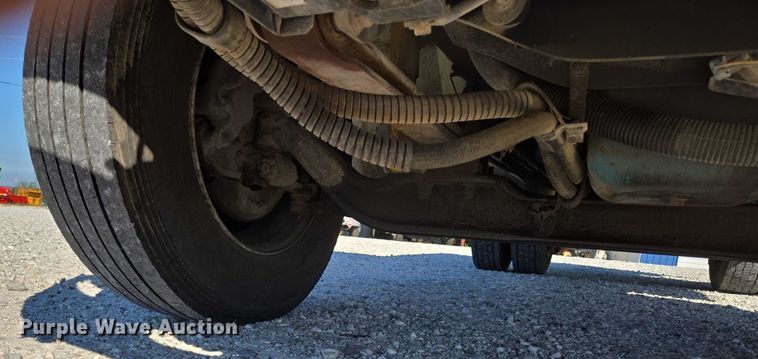 image for item ED2132 2006 International 4300 utility / service truck