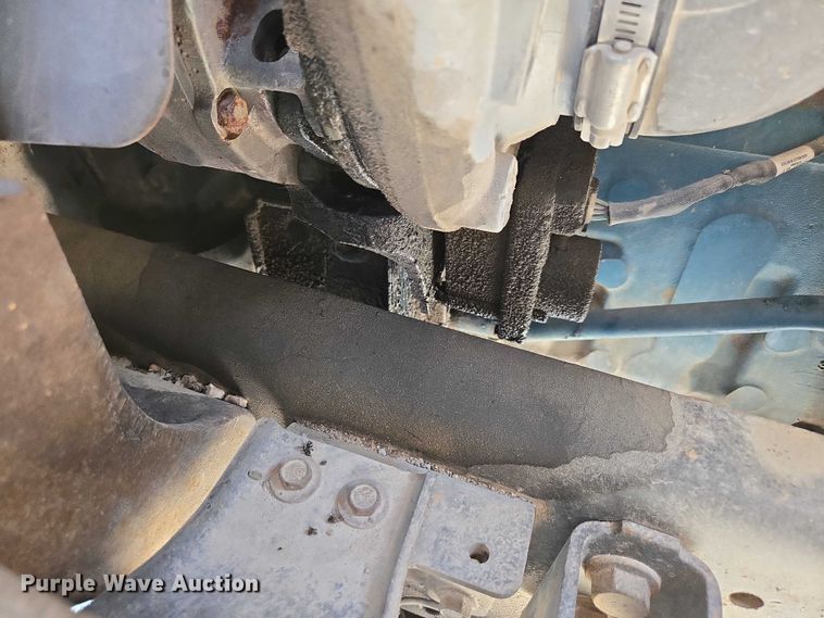 image for item ED2132 2006 International 4300 utility / service truck