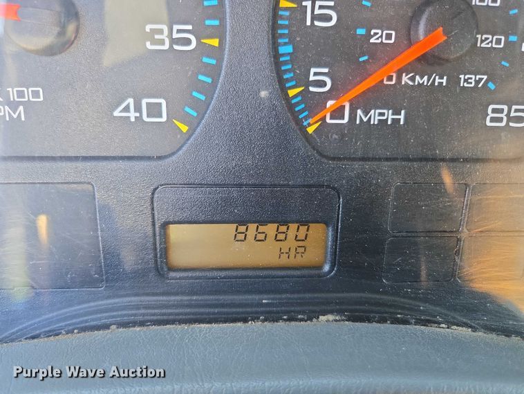 image for item ED2132 2006 International 4300 utility / service truck