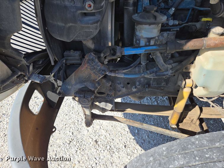 image for item ED2132 2006 International 4300 utility / service truck