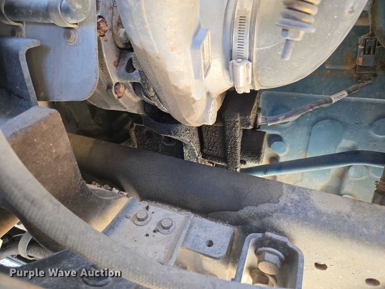 image for item ED2132 2006 International 4300 utility / service truck