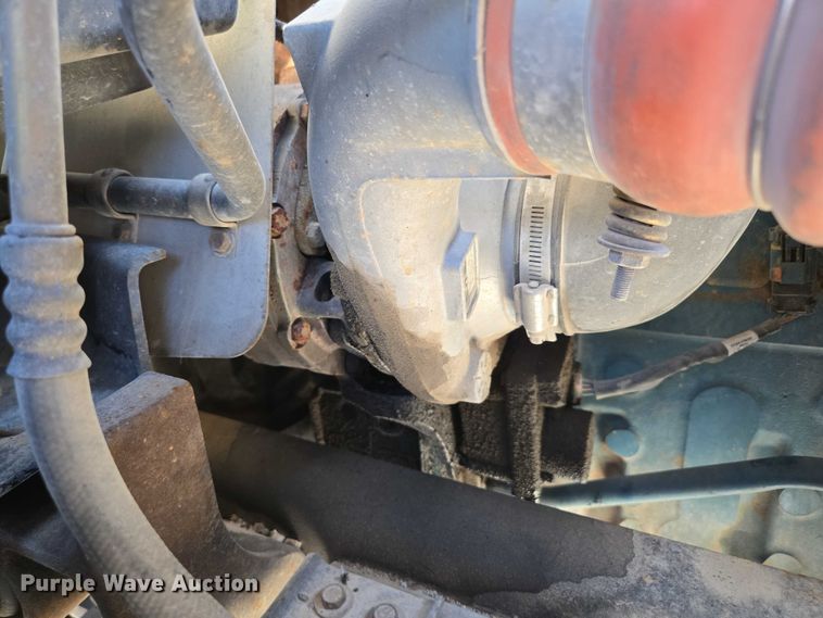 image for item ED2132 2006 International 4300 utility / service truck