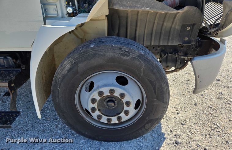 image for item ED2132 2006 International 4300 utility / service truck