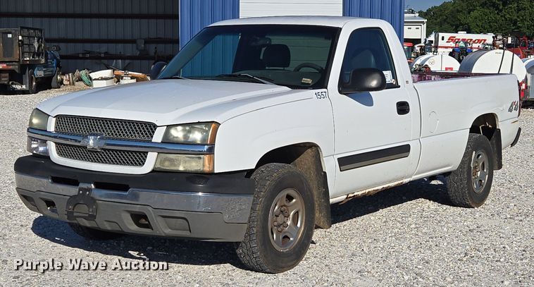 image for item ED2133 2003 Chevrolet Silverado 1500 pickup truck