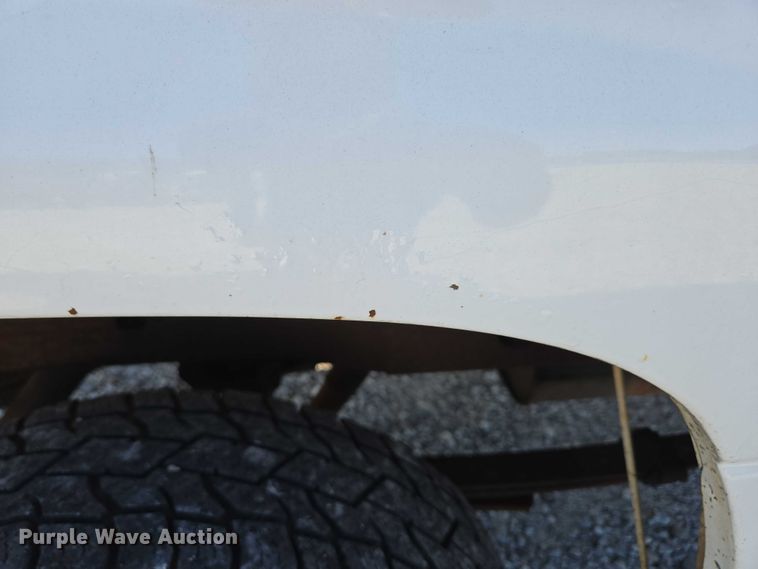 image for item ED2133 2003 Chevrolet Silverado 1500 pickup truck