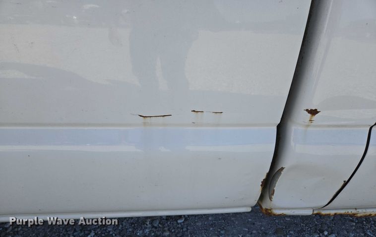 image for item ED2133 2003 Chevrolet Silverado 1500 pickup truck