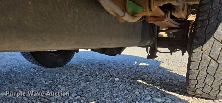 image for item ED2133 2003 Chevrolet Silverado 1500 pickup truck