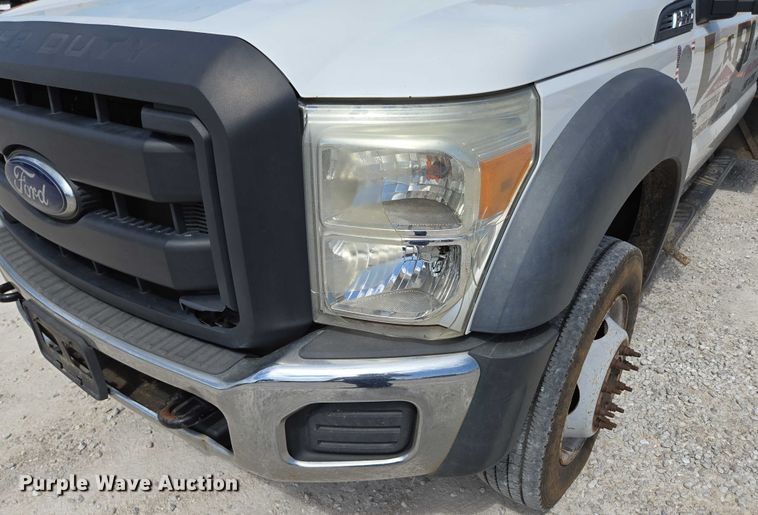 image for item ED2137 2013 Ford F550 Super Duty Crew Cab flatbed truck