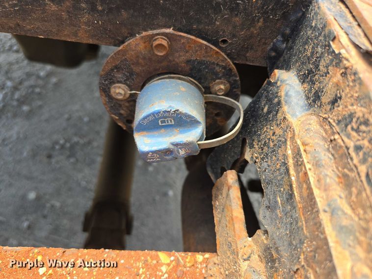 image for item ED2137 2013 Ford F550 Super Duty Crew Cab flatbed truck