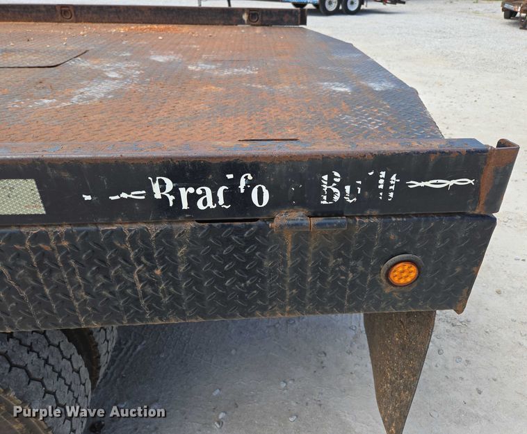 image for item ED2137 2013 Ford F550 Super Duty Crew Cab flatbed truck