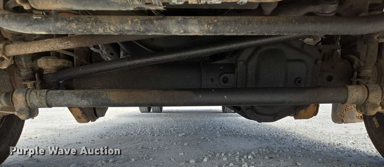 image for item ED2137 2013 Ford F550 Super Duty Crew Cab flatbed truck