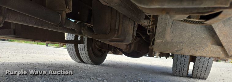 image for item ED2137 2013 Ford F550 Super Duty Crew Cab flatbed truck