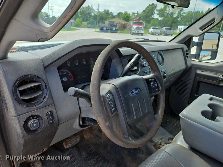 image for item ED2137 2013 Ford F550 Super Duty Crew Cab flatbed truck