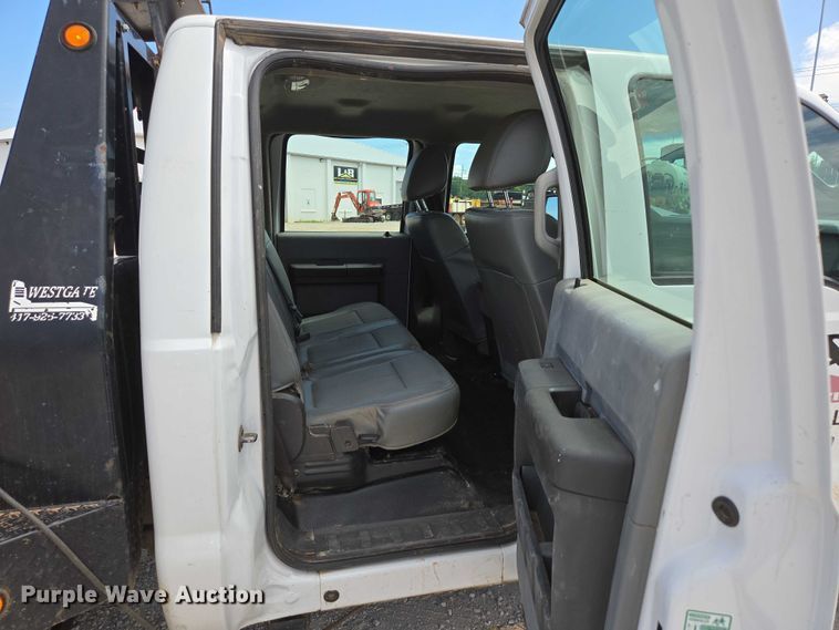 image for item ED2137 2013 Ford F550 Super Duty Crew Cab flatbed truck