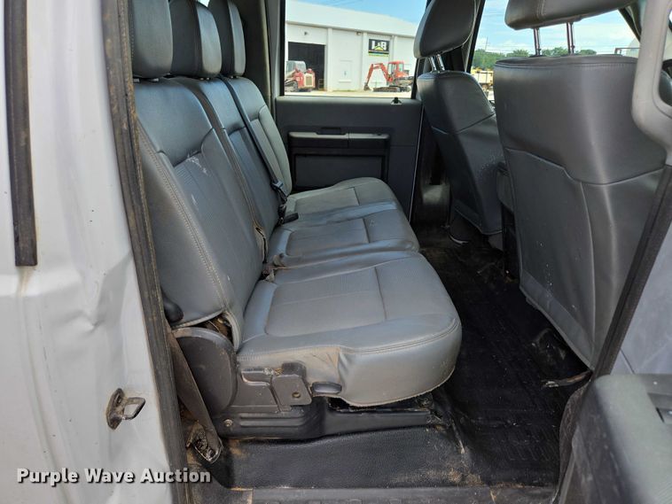 image for item ED2137 2013 Ford F550 Super Duty Crew Cab flatbed truck