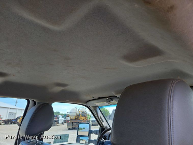 image for item ED2137 2013 Ford F550 Super Duty Crew Cab flatbed truck