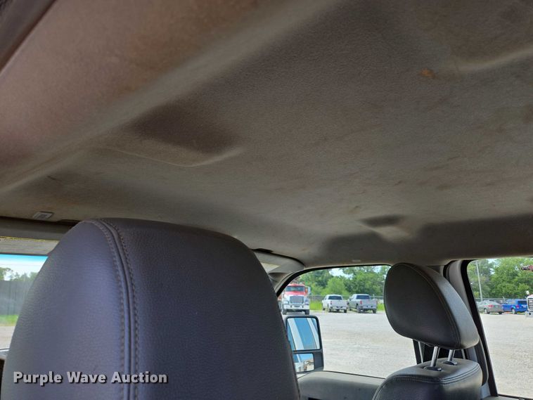 image for item ED2137 2013 Ford F550 Super Duty Crew Cab flatbed truck