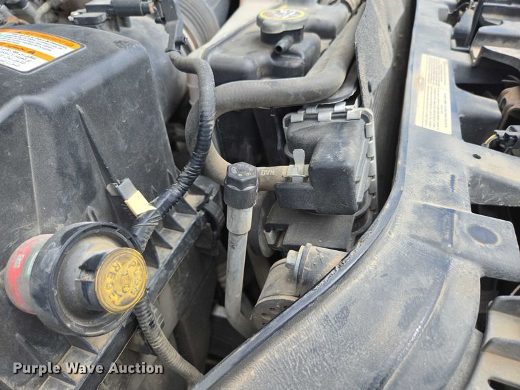 image for item ED2137 2013 Ford F550 Super Duty Crew Cab flatbed truck