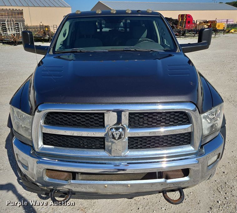 image for item ED2138 2016 Dodge Ram 5500 Crew Cab flatbed truck