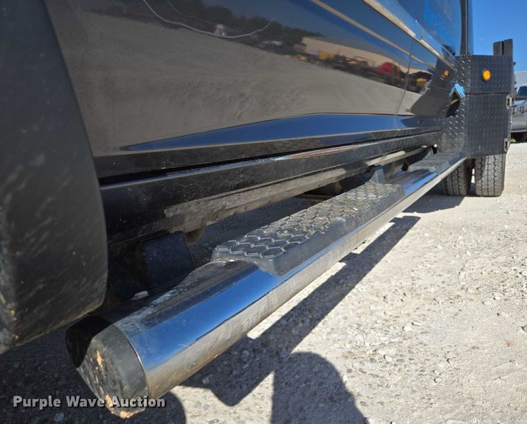 image for item ED2138 2016 Dodge Ram 5500 Crew Cab flatbed truck