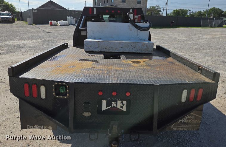 image for item ED2138 2016 Dodge Ram 5500 Crew Cab flatbed truck