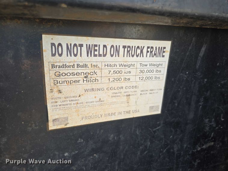 image for item ED2138 2016 Dodge Ram 5500 Crew Cab flatbed truck