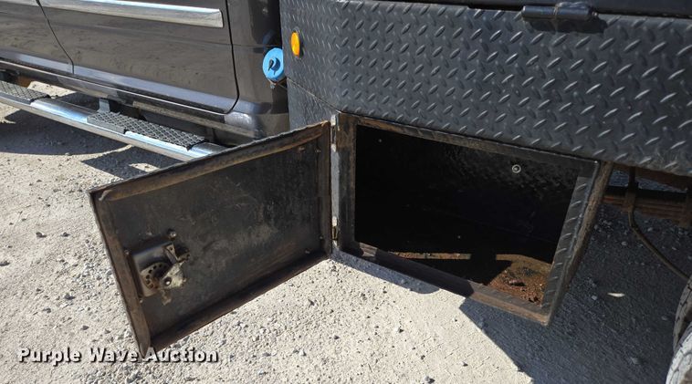 image for item ED2138 2016 Dodge Ram 5500 Crew Cab flatbed truck