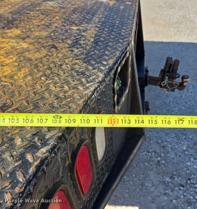 image for item ED2138 2016 Dodge Ram 5500 Crew Cab flatbed truck