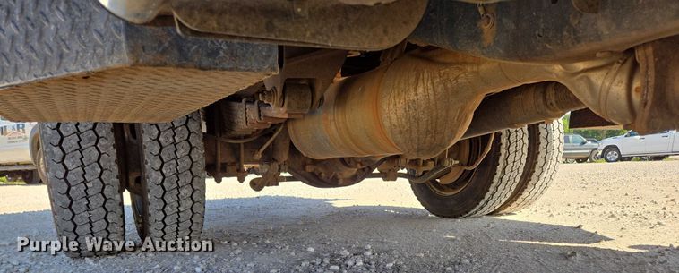 image for item ED2138 2016 Dodge Ram 5500 Crew Cab flatbed truck