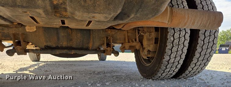 image for item ED2138 2016 Dodge Ram 5500 Crew Cab flatbed truck