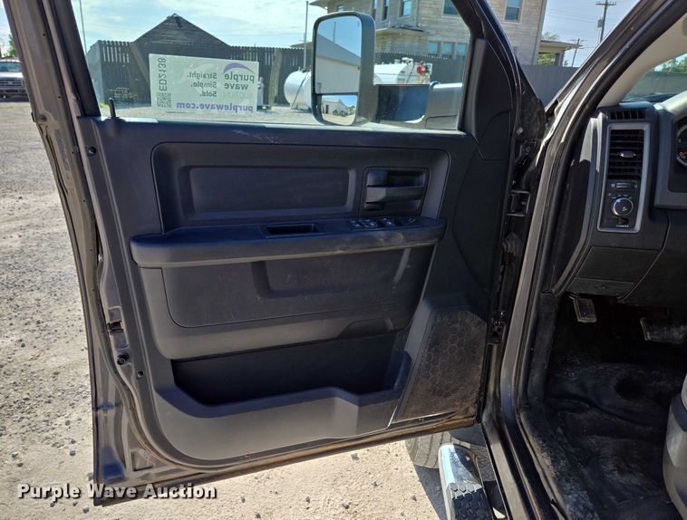 image for item ED2138 2016 Dodge Ram 5500 Crew Cab flatbed truck