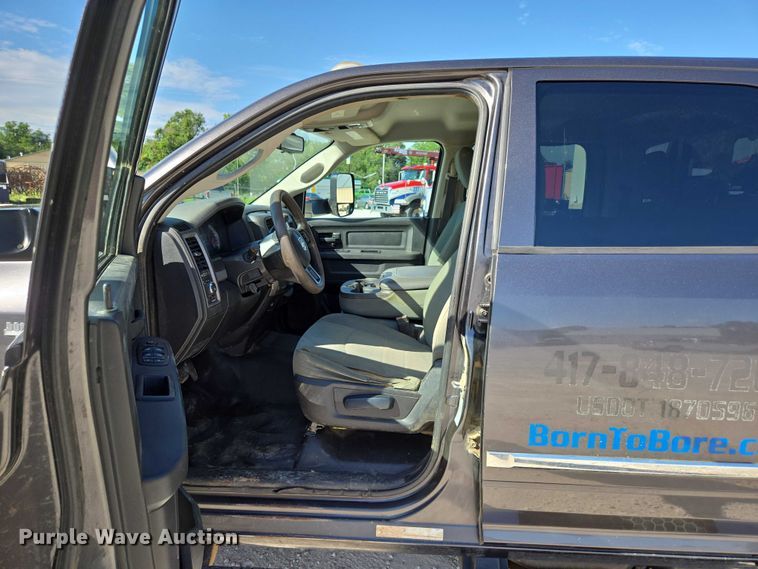 image for item ED2138 2016 Dodge Ram 5500 Crew Cab flatbed truck