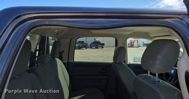 image for item ED2138 2016 Dodge Ram 5500 Crew Cab flatbed truck