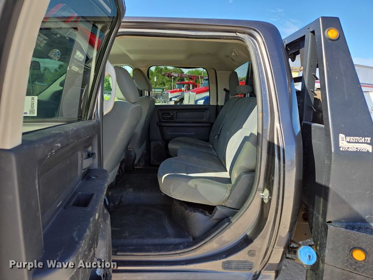 image for item ED2138 2016 Dodge Ram 5500 Crew Cab flatbed truck