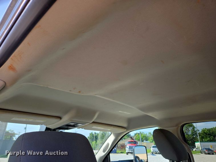 image for item ED2138 2016 Dodge Ram 5500 Crew Cab flatbed truck