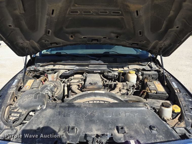 image for item ED2138 2016 Dodge Ram 5500 Crew Cab flatbed truck