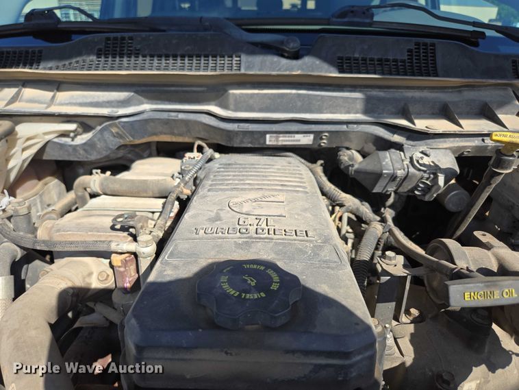 image for item ED2138 2016 Dodge Ram 5500 Crew Cab flatbed truck