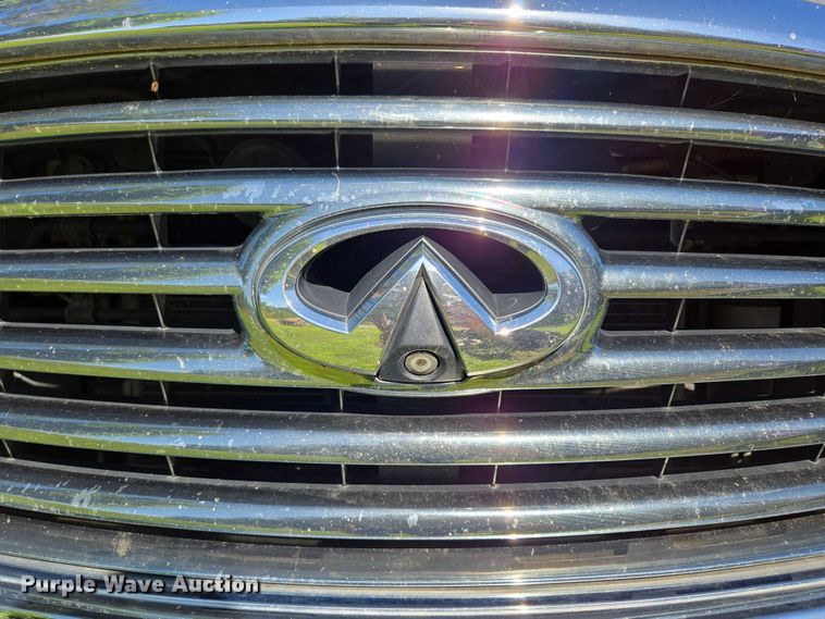 image for item ED2149 2012 Infiniti QX56 SUV